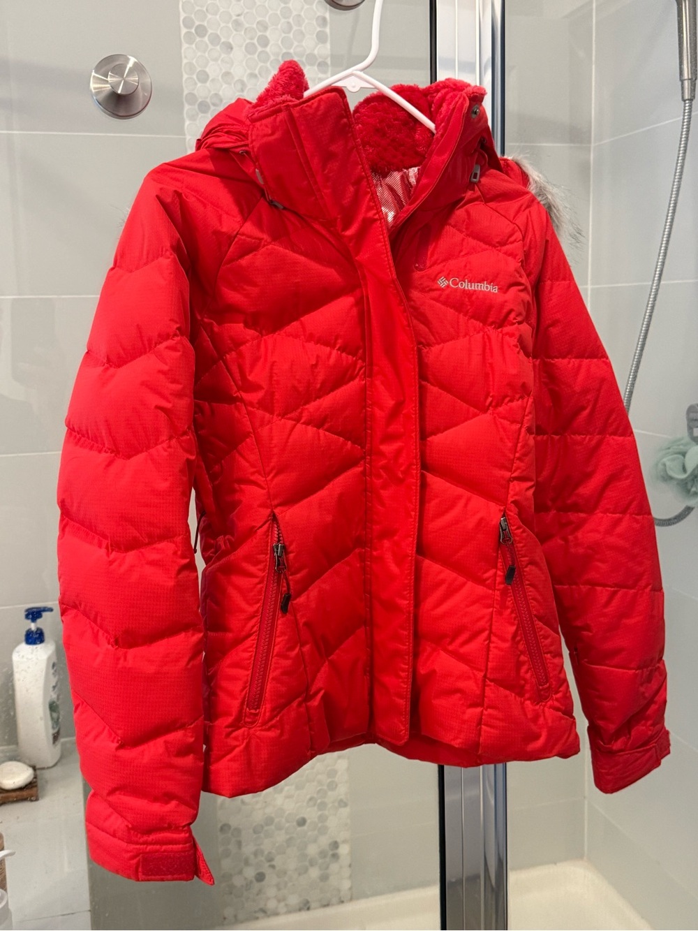 XS Columbia Red Quilted Hooded Ski Jacket